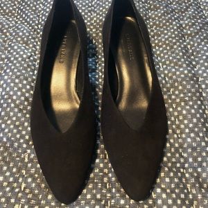 Everlane V Heel - Size 9